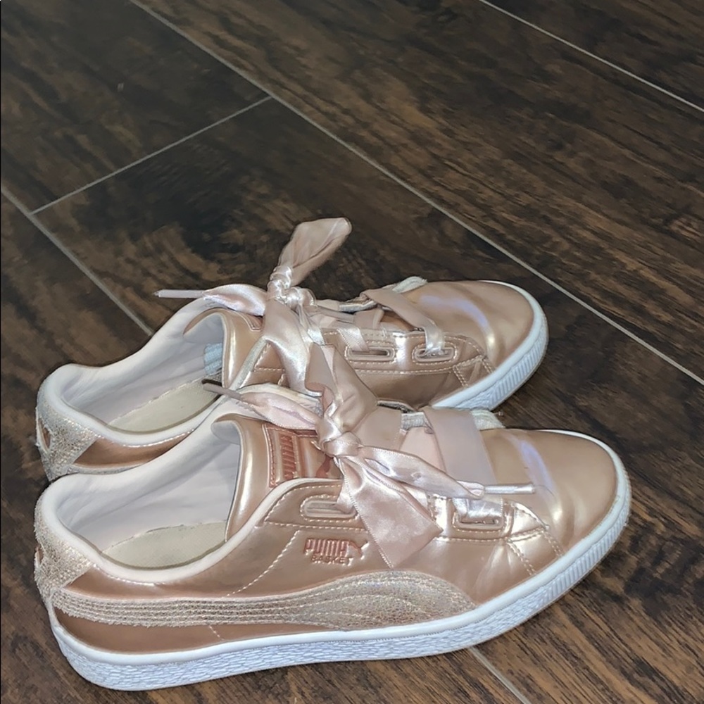 Rose Gold Pumas